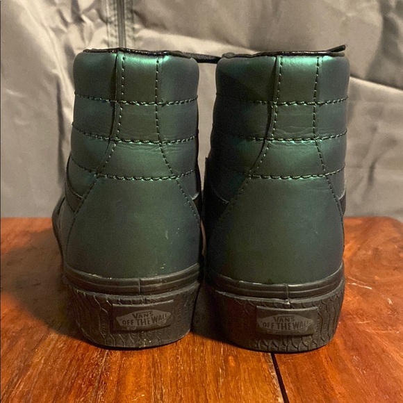 Vans Green and Black Lace-Up Boots with Signature Style Harry Potter Edition - Picture 2 of 8